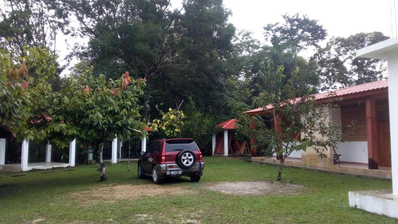 Ciudad De Las Rocas La Fortuna Gallo Giro Exterior foto